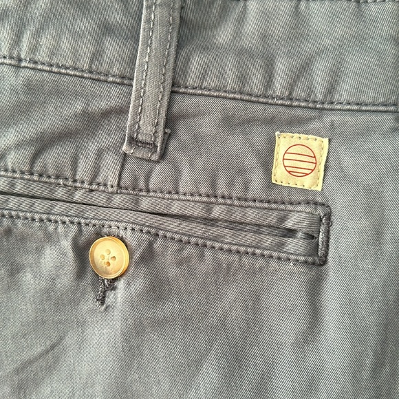 MARINE LAYER | 7" Stretch Twill Chino Short in China Blue - Picture 3 of 7